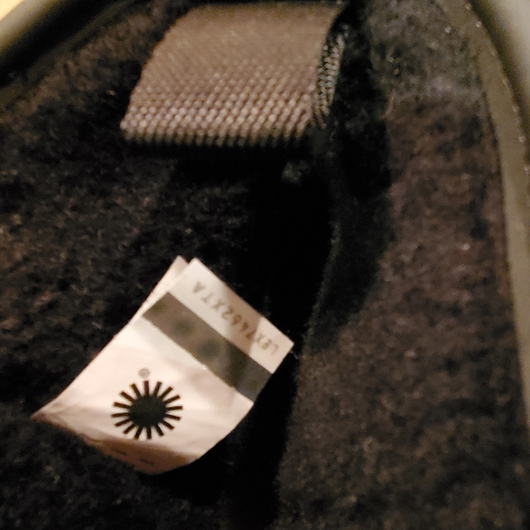 Waterproof boots - Picture 5 of 9